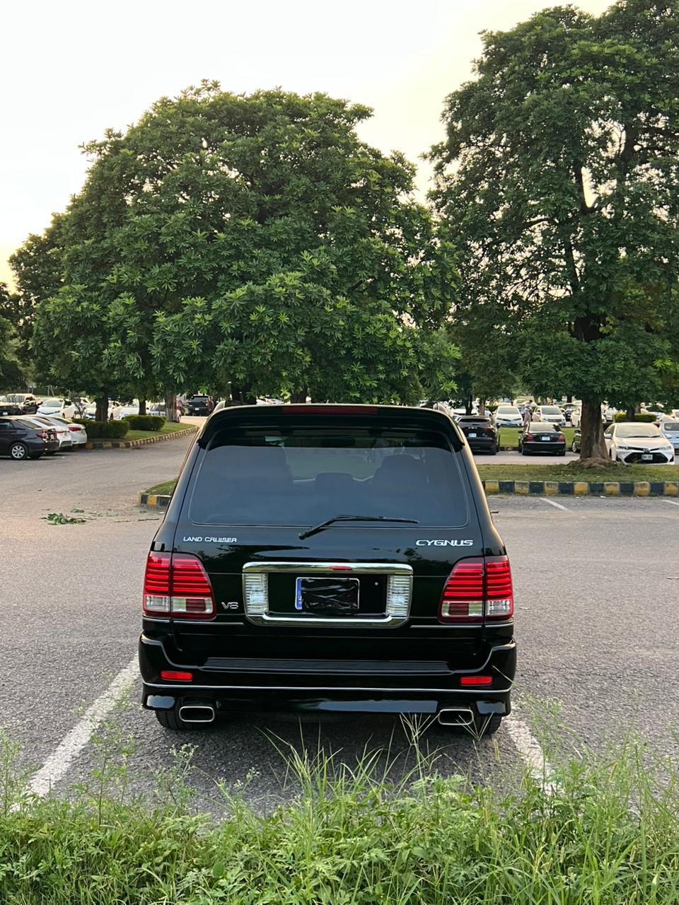 Toyota Land Cruiser Cygnus